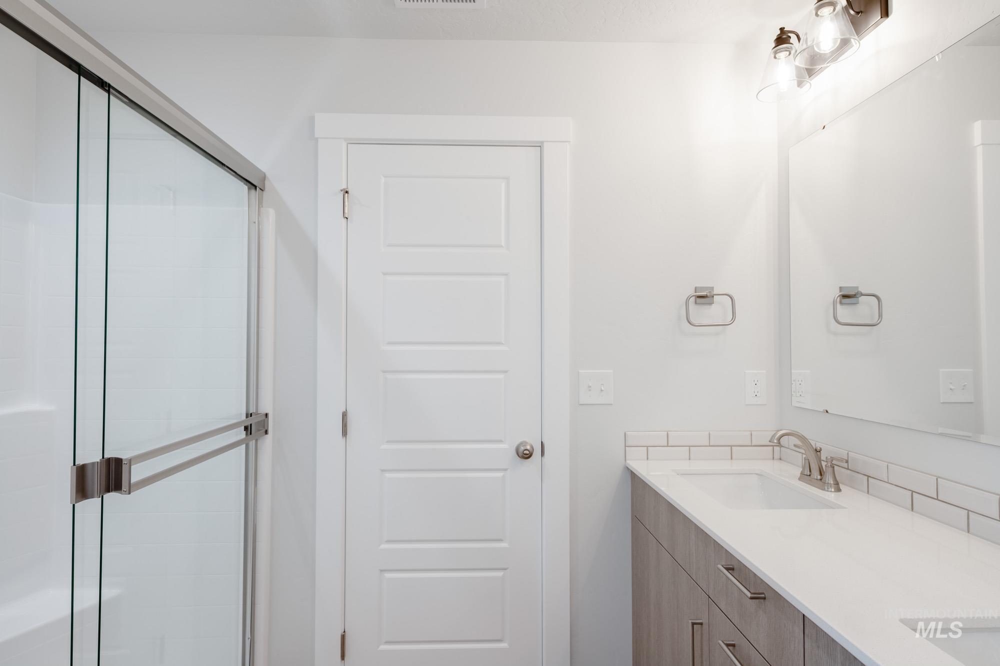 16789 Sentinel Ave, Caldwell, Idaho 83607, 4 Bedrooms, 2 Bathrooms, Residential For Sale, Price $413,990,MLS 98957777