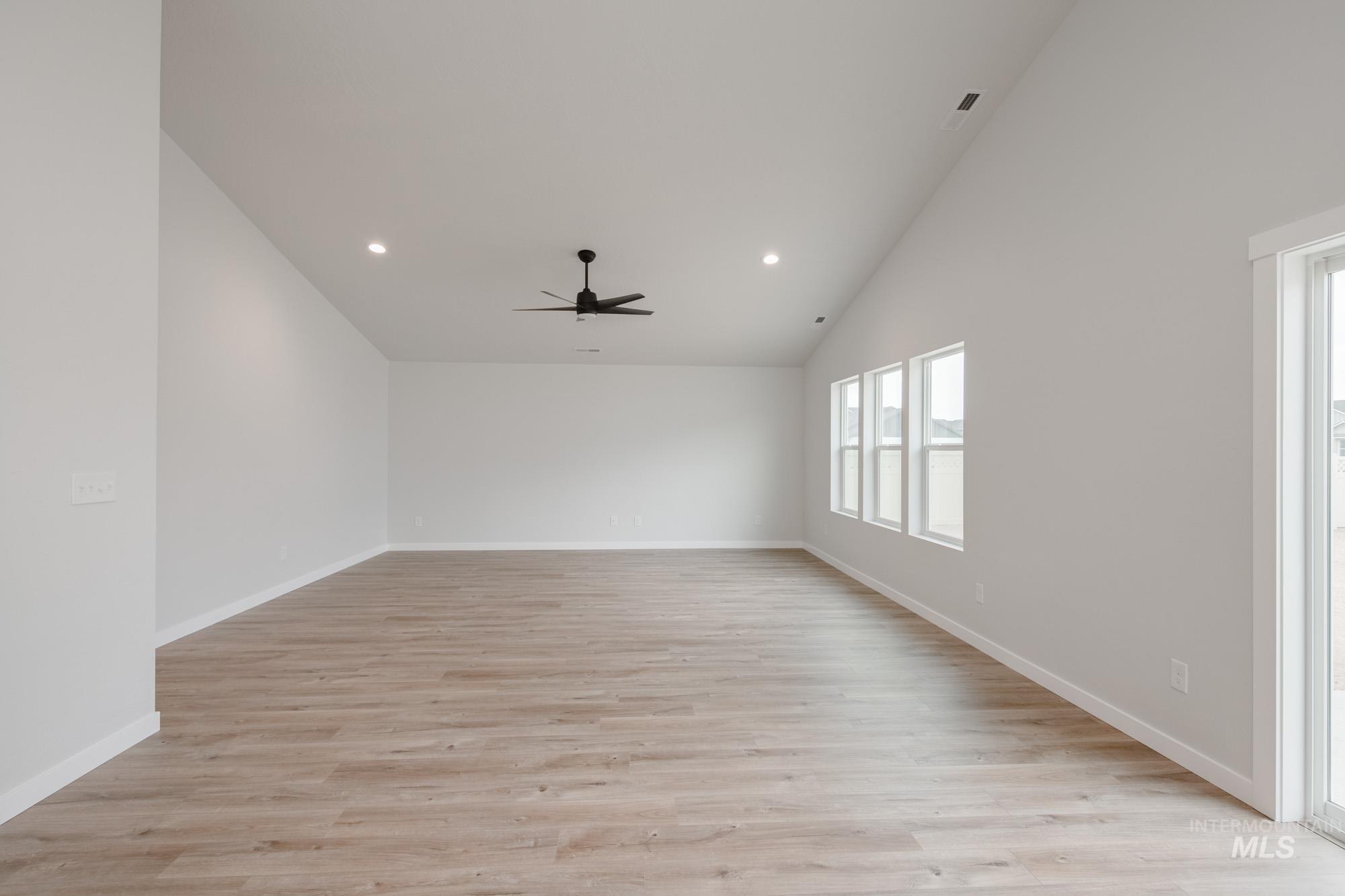 16789 Sentinel Ave, Caldwell, Idaho 83607, 4 Bedrooms, 2 Bathrooms, Residential For Sale, Price $413,990,MLS 98957777