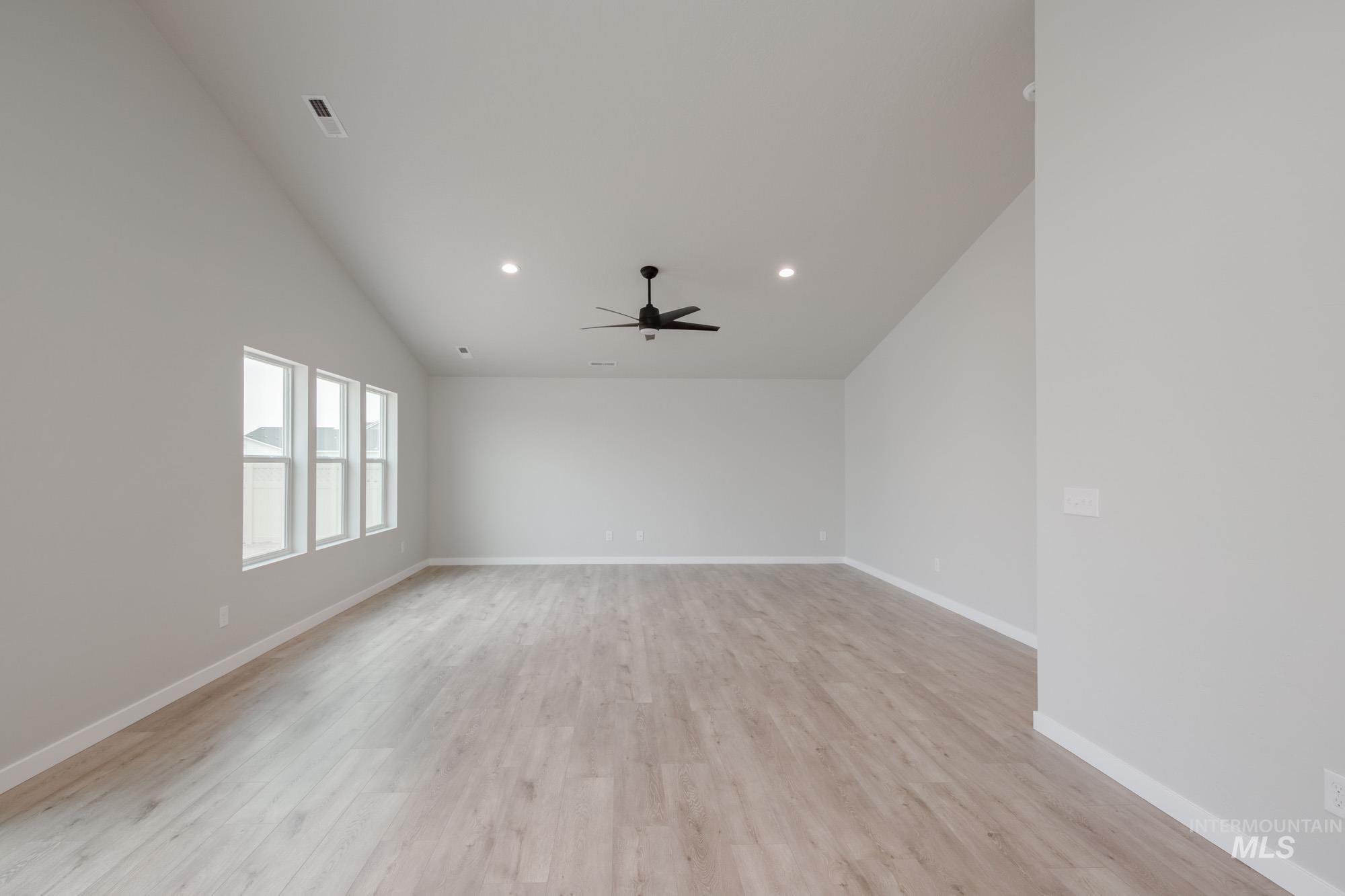 16790 Carlin Ave, Caldwell, Idaho 83607, 4 Bedrooms, 2 Bathrooms, Residential For Sale, Price $412,990,MLS 98957778