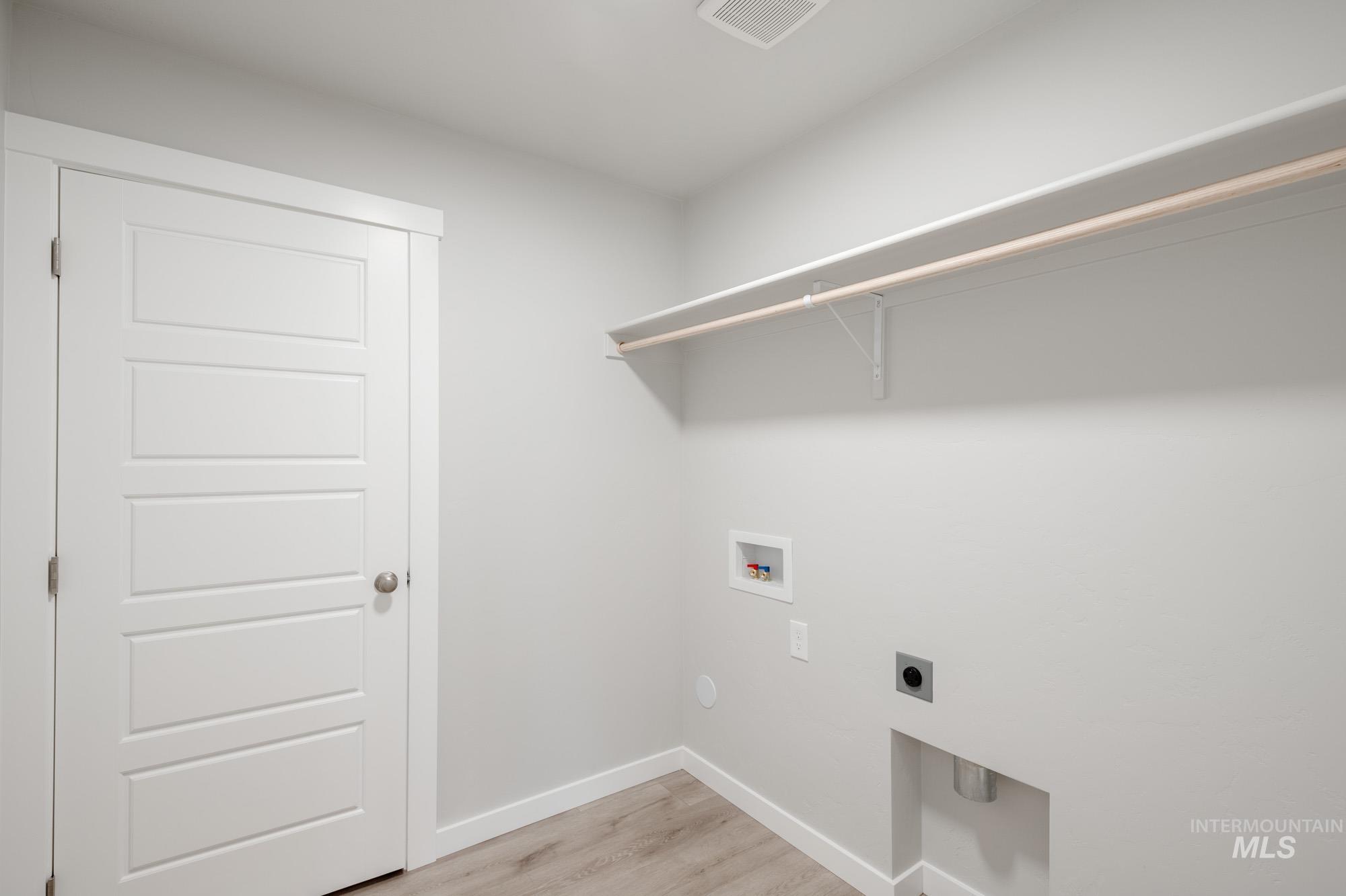 16790 Carlin Ave, Caldwell, Idaho 83607, 4 Bedrooms, 2 Bathrooms, Residential For Sale, Price $412,990,MLS 98957778