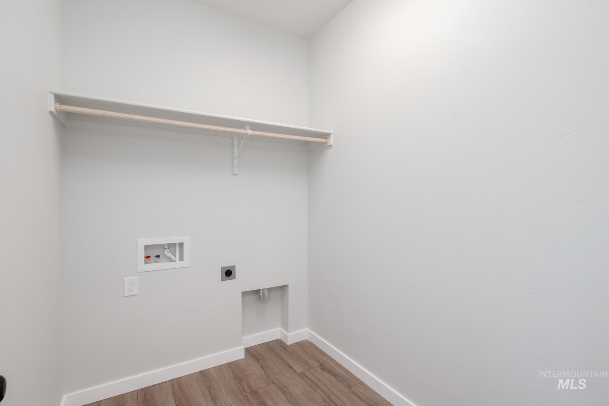 16834 Carlin Ave, Caldwell, Idaho 83607, 4 Bedrooms, 2 Bathrooms, Residential For Sale, Price $465,990,MLS 98957779