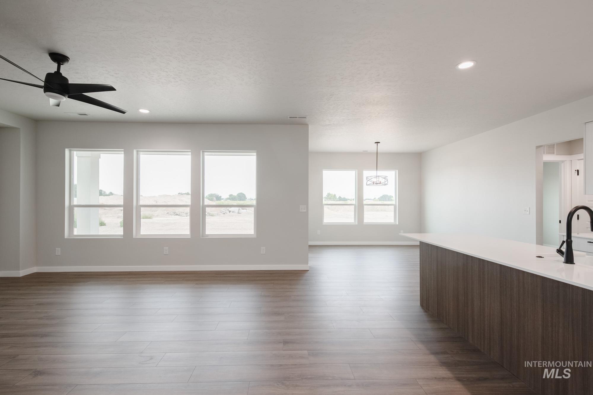 16834 Carlin Ave, Caldwell, Idaho 83607, 4 Bedrooms, 2 Bathrooms, Residential For Sale, Price $465,990,MLS 98957779