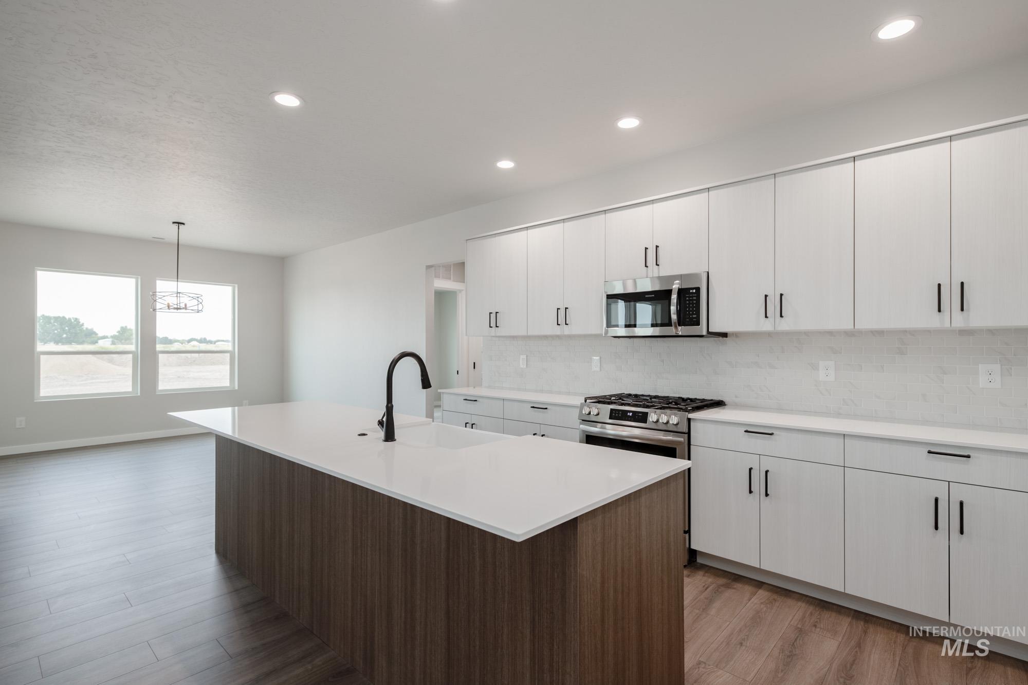 16834 Carlin Ave, Caldwell, Idaho 83607, 4 Bedrooms, 2 Bathrooms, Residential For Sale, Price $465,990,MLS 98957779