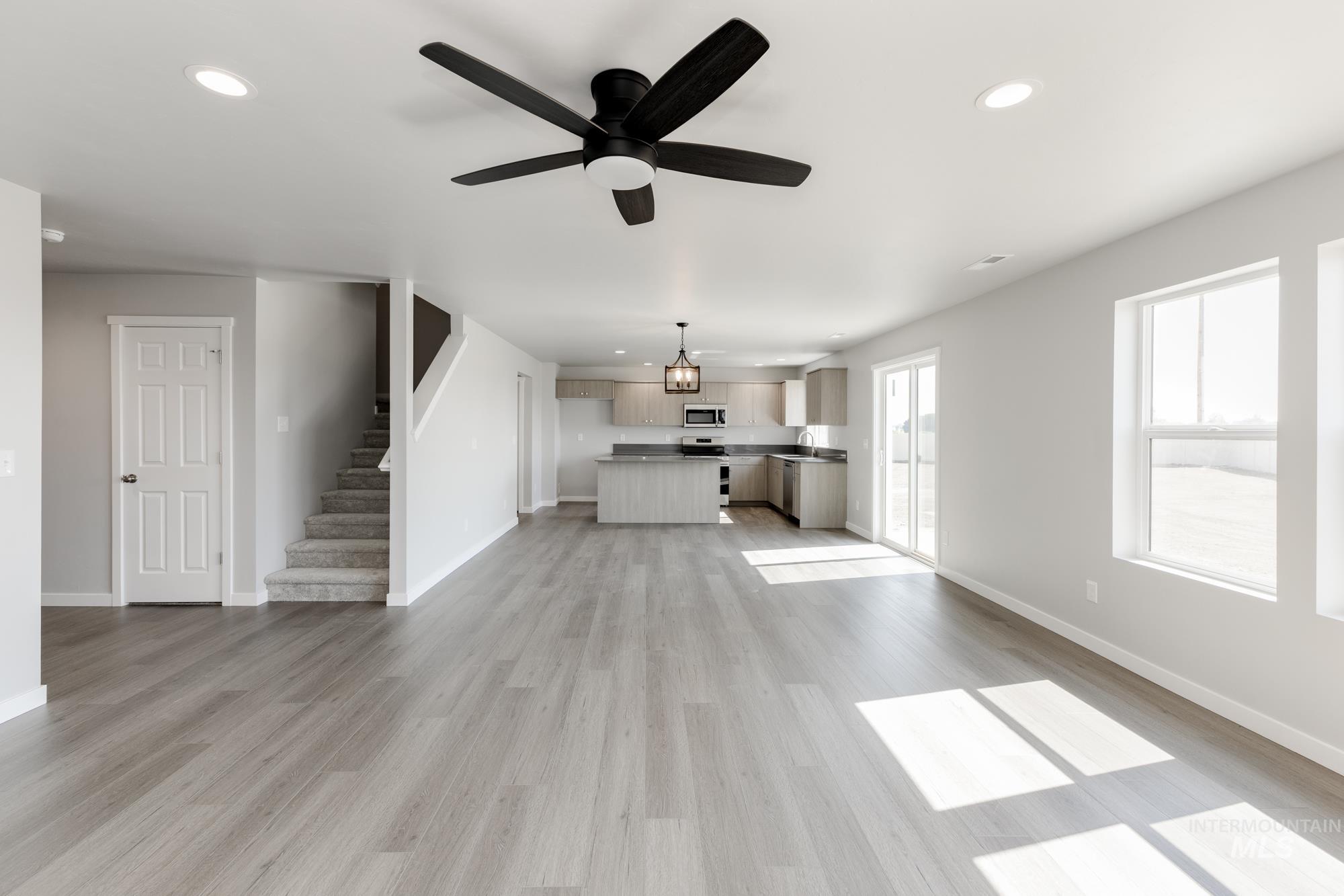 16262 Backfill Pl, Caldwell, Idaho 83607, 5 Bedrooms, 3 Bathrooms, Residential For Sale, Price $474,990,MLS 98957782