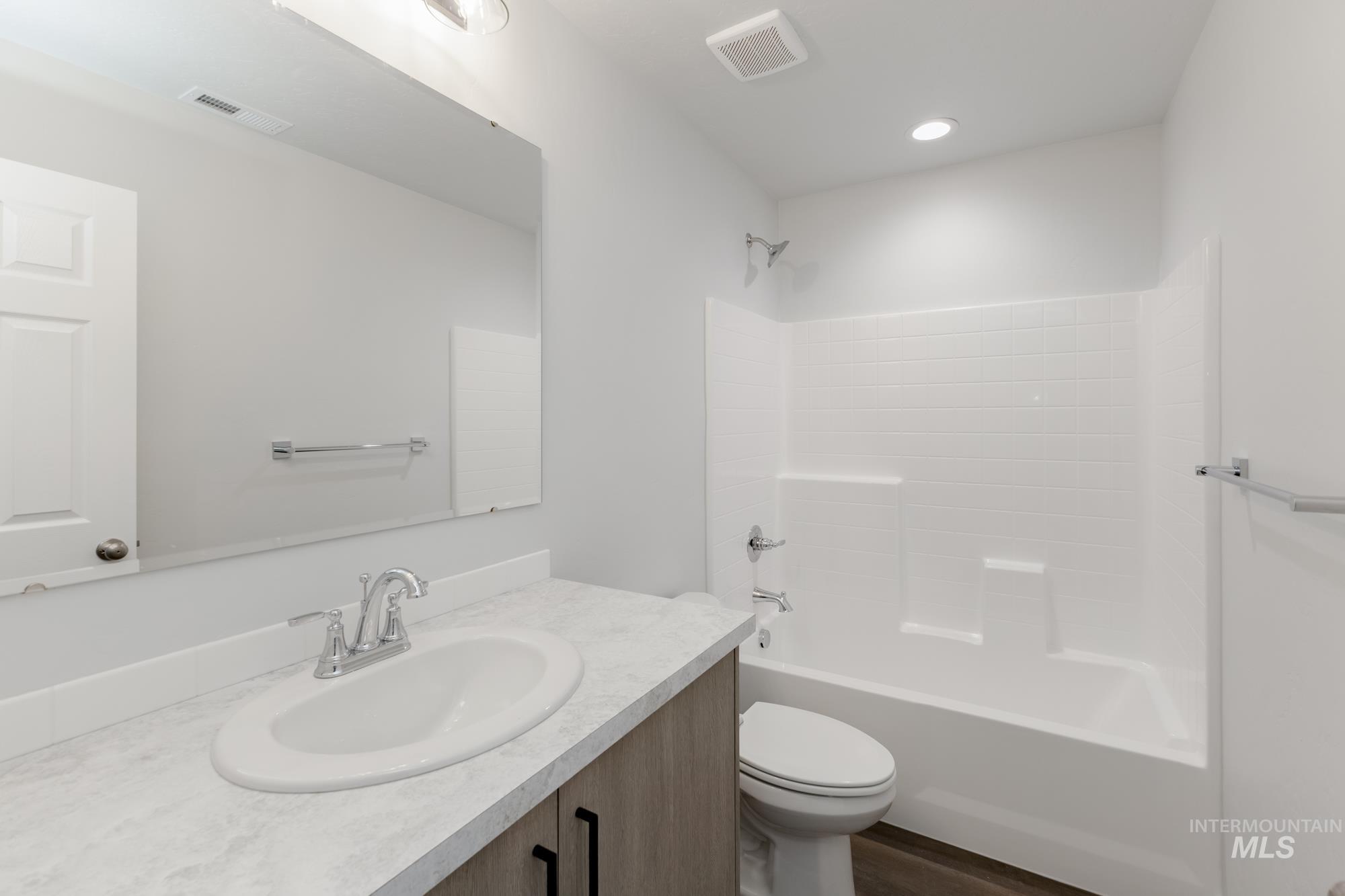 16334 Backfill Ave, Caldwell, Idaho 83607, 4 Bedrooms, 2 Bathrooms, Residential For Sale, Price $404,990,MLS 98957786