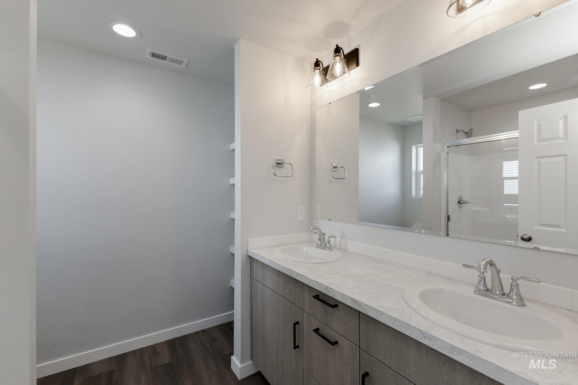 16334 Backfill Ave, Caldwell, Idaho 83607, 4 Bedrooms, 2 Bathrooms, Residential For Sale, Price $404,990,MLS 98957786