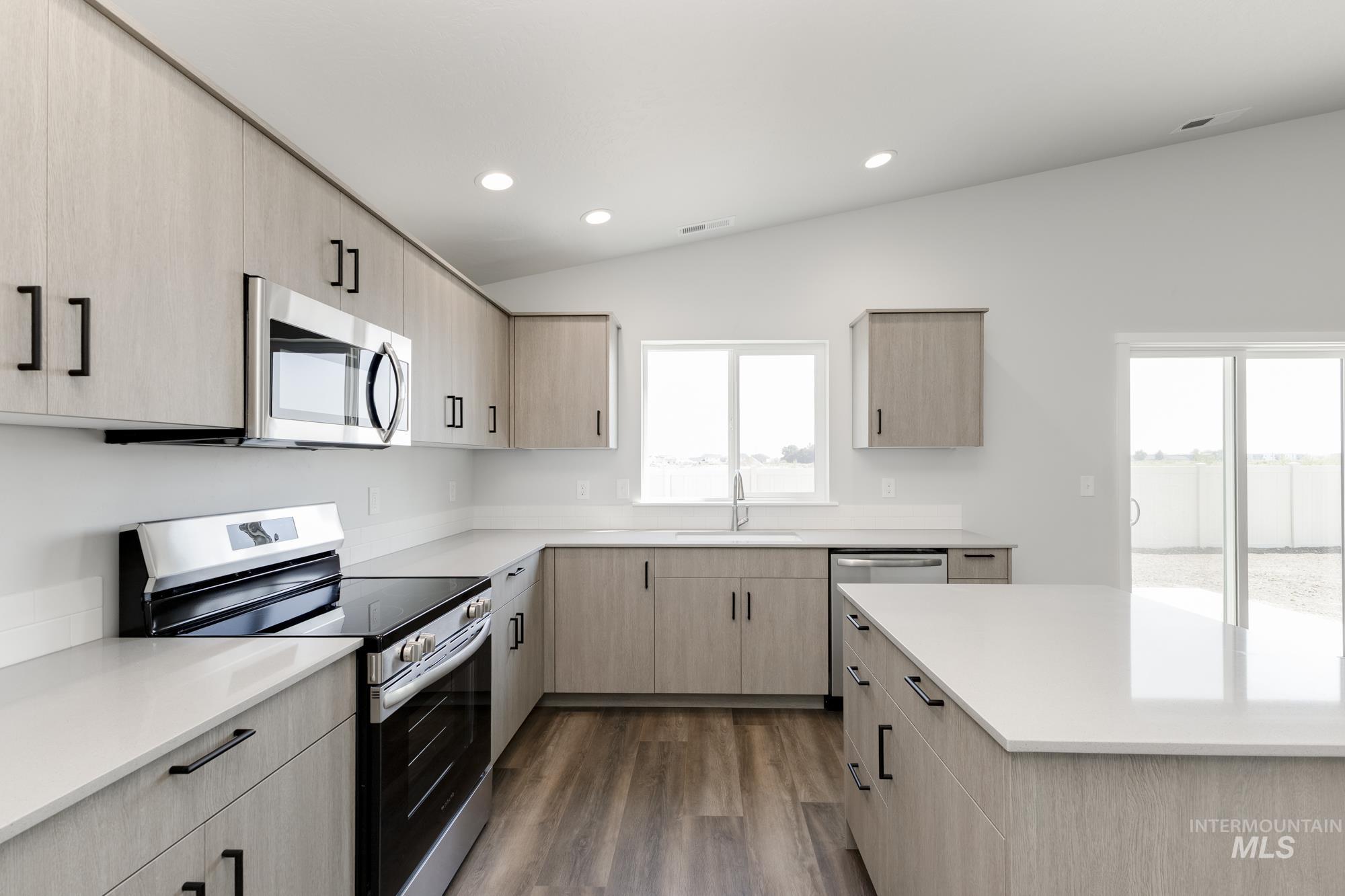 16334 Backfill Ave, Caldwell, Idaho 83607, 4 Bedrooms, 2 Bathrooms, Residential For Sale, Price $404,990,MLS 98957786