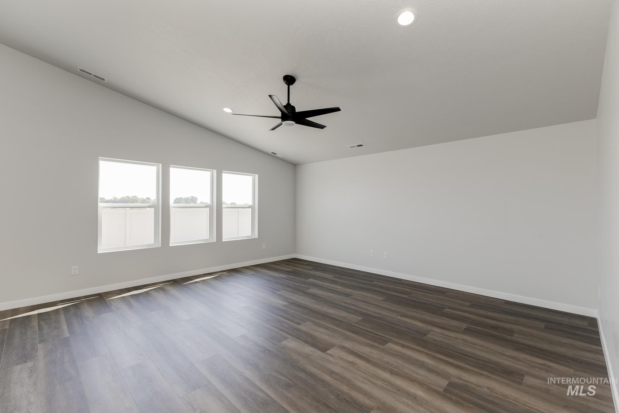 16334 Backfill Ave, Caldwell, Idaho 83607, 4 Bedrooms, 2 Bathrooms, Residential For Sale, Price $404,990,MLS 98957786