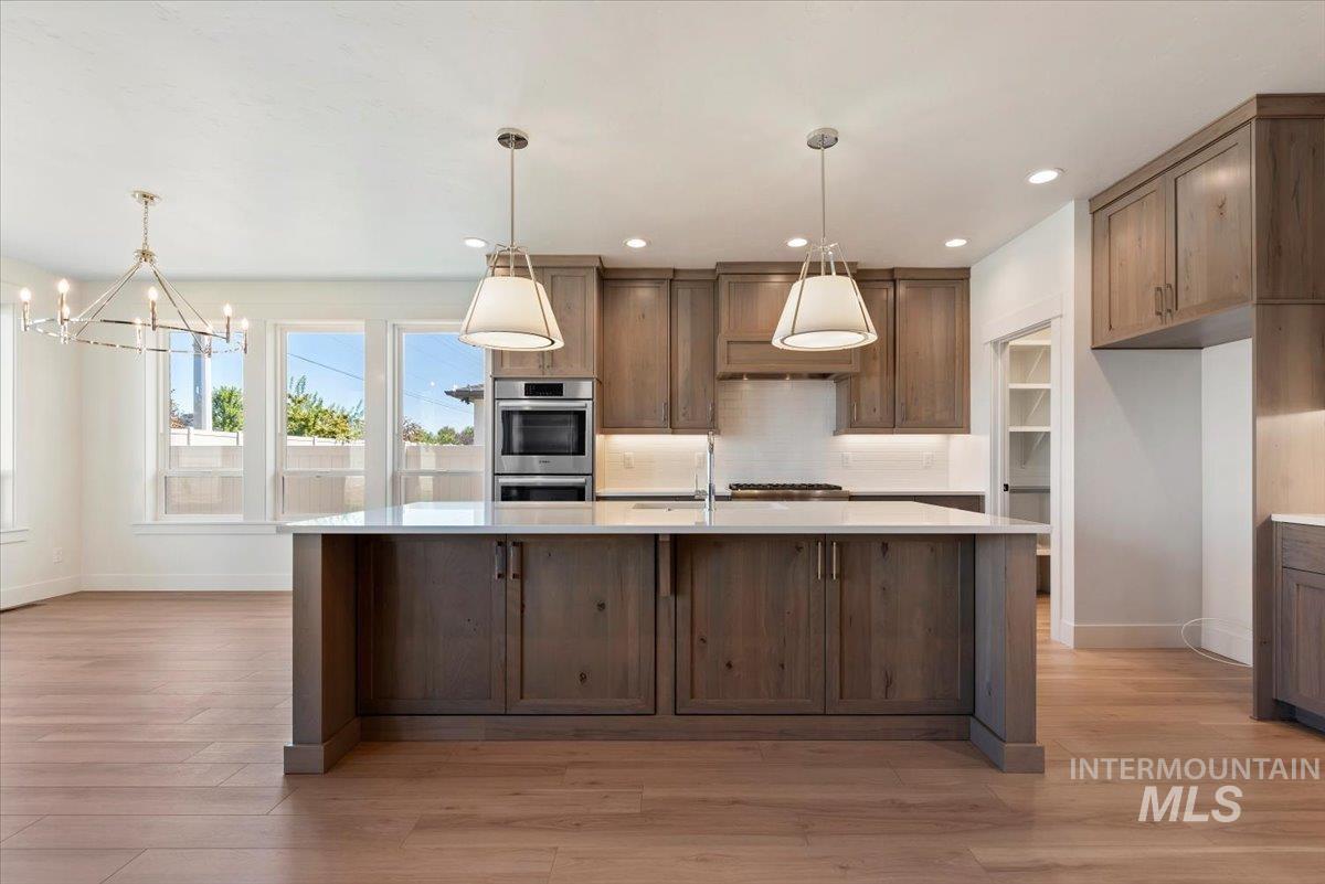 1122 W Tida, Meridian, Idaho 83646, 3 Bedrooms, 2 Bathrooms, Residential For Sale, Price $737,519,MLS 98957799