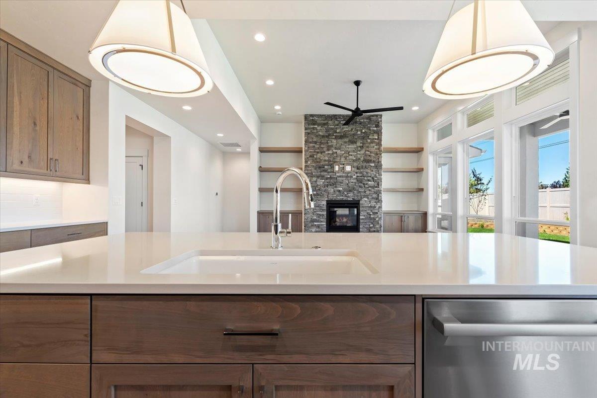 1122 W Tida, Meridian, Idaho 83646, 3 Bedrooms, 2 Bathrooms, Residential For Sale, Price $737,519,MLS 98957799