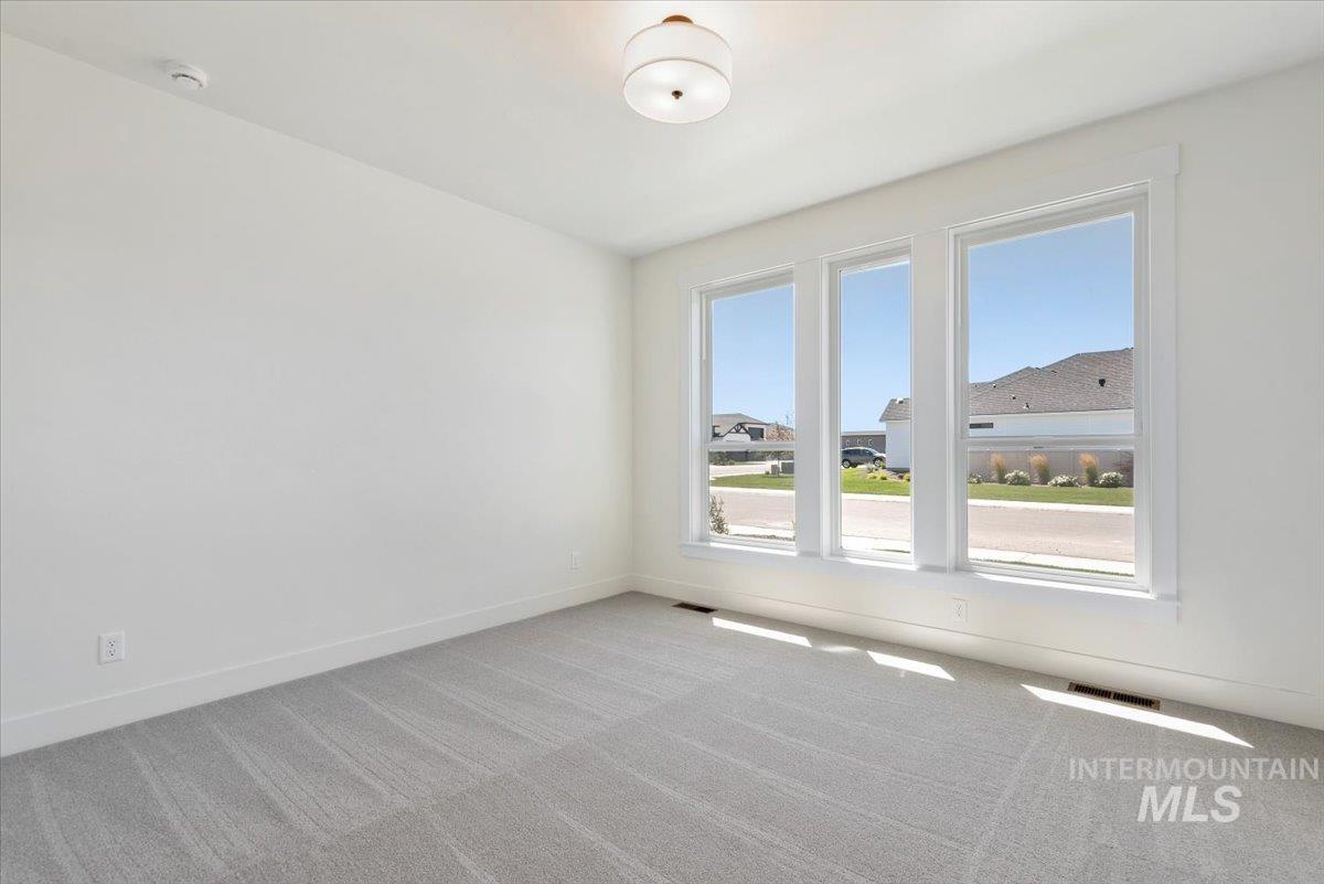 1122 W Tida, Meridian, Idaho 83646, 3 Bedrooms, 2 Bathrooms, Residential For Sale, Price $737,519,MLS 98957799