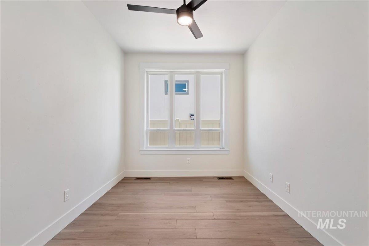 1122 W Tida, Meridian, Idaho 83646, 3 Bedrooms, 2 Bathrooms, Residential For Sale, Price $737,519,MLS 98957799