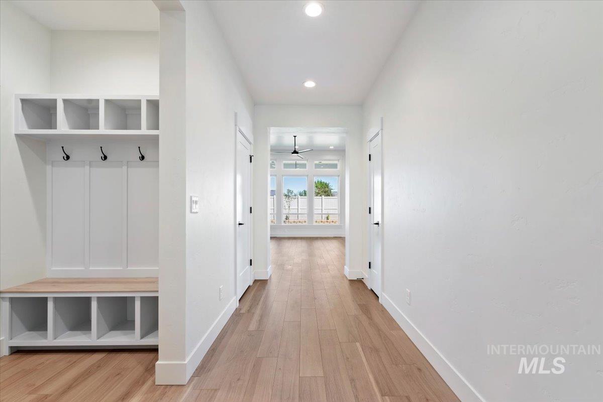 1122 W Tida, Meridian, Idaho 83646, 3 Bedrooms, 2 Bathrooms, Residential For Sale, Price $737,519,MLS 98957799