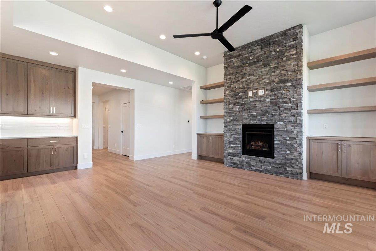 1122 W Tida, Meridian, Idaho 83646, 3 Bedrooms, 2 Bathrooms, Residential For Sale, Price $737,519,MLS 98957799