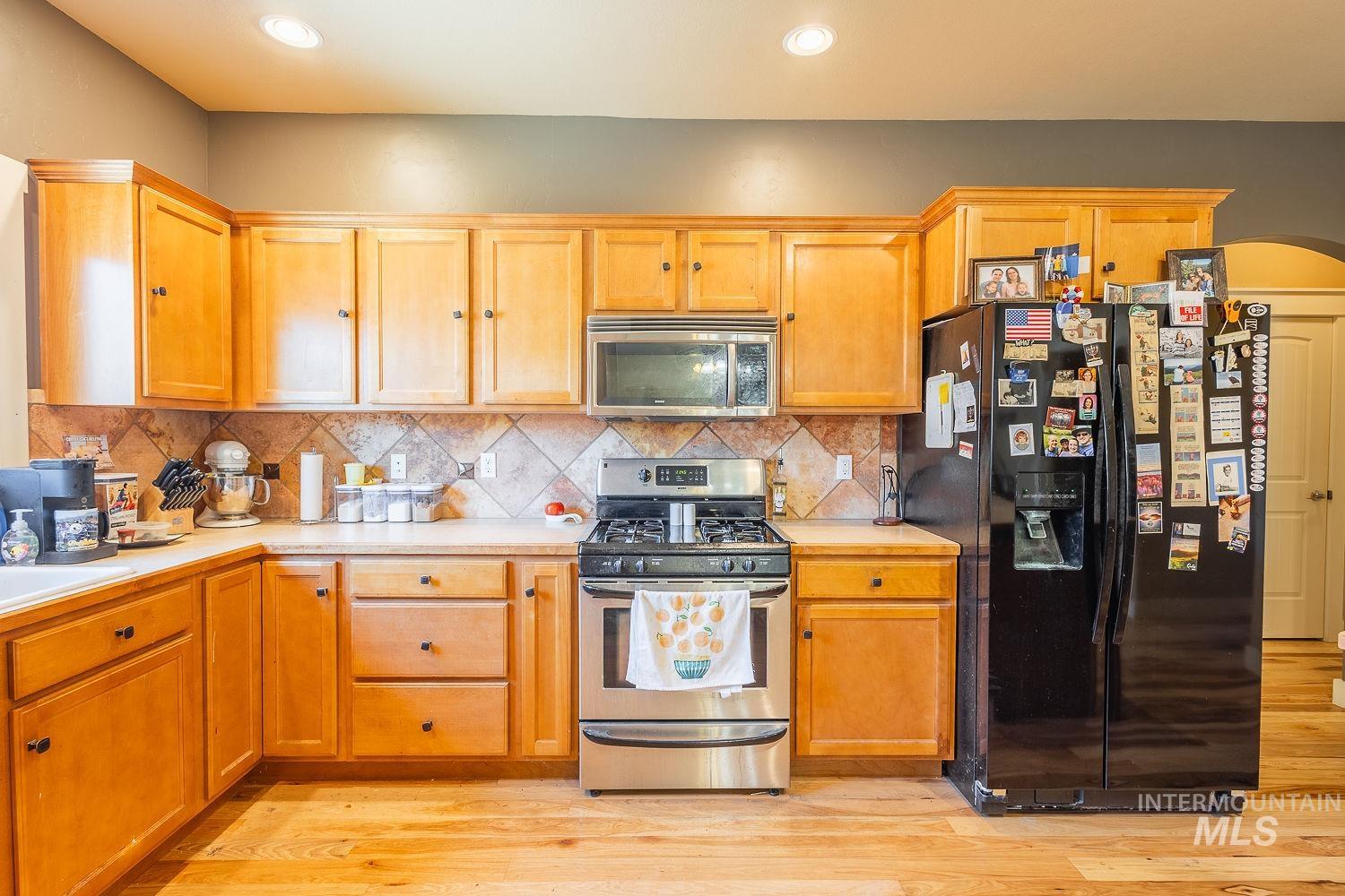 1102 N Little Camas Ave, Star, Idaho 83669, 3 Bedrooms, 2 Bathrooms, Residential For Sale, Price $455,000,MLS 98957802