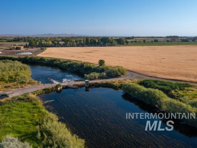 6891 W 2000 S, Rexburg, Idaho 83440, 3 Bedrooms, 2 Bathrooms, Farm & Ranch For Sale, Price $17,275,500, 98957804