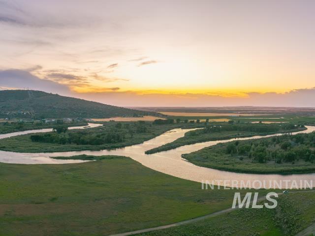 6891 W 2000 S, Rexburg, Idaho 83440, 3 Bedrooms, 2 Bathrooms, Farm & Ranch For Sale, Price $17,275,500, 98957804
