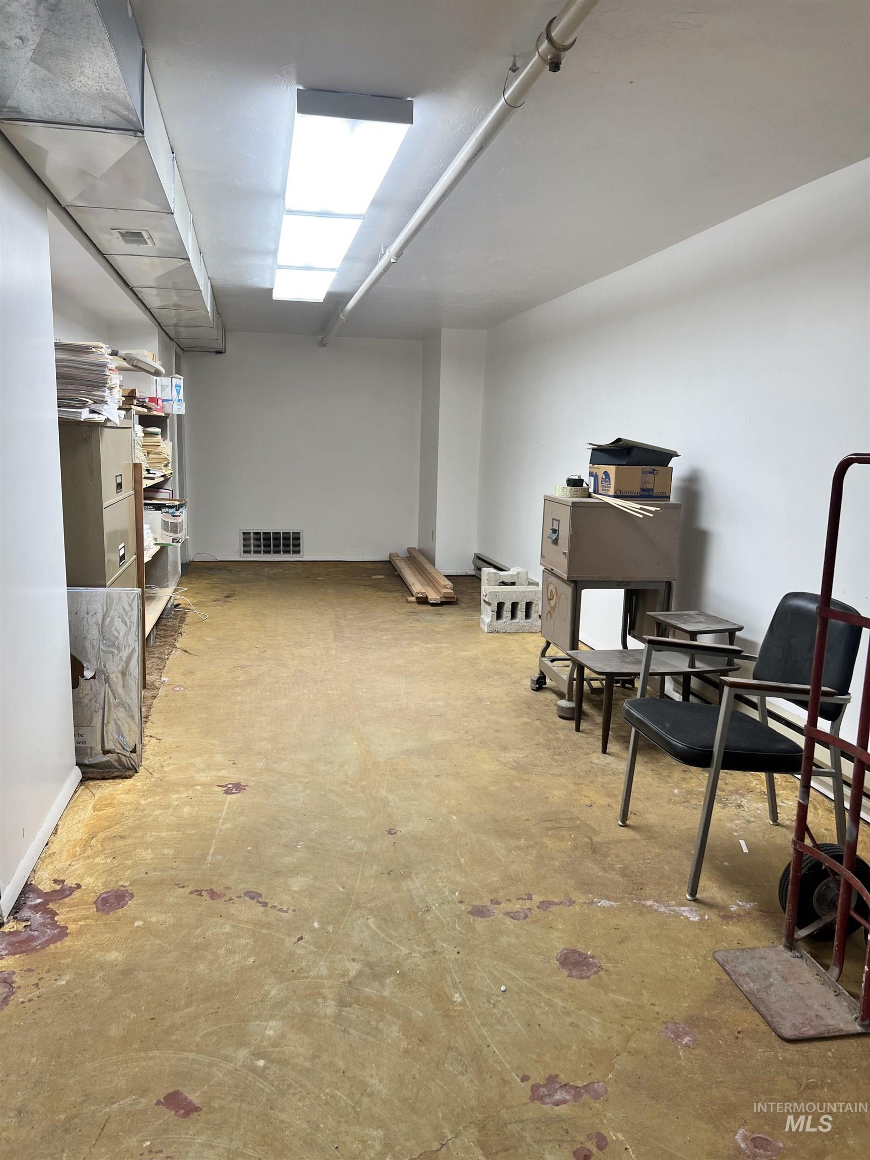 200 3rd Avenue East, Twin Falls, Idaho 83301, Business/Commercial For Sale, Price $658,000,MLS 98957822