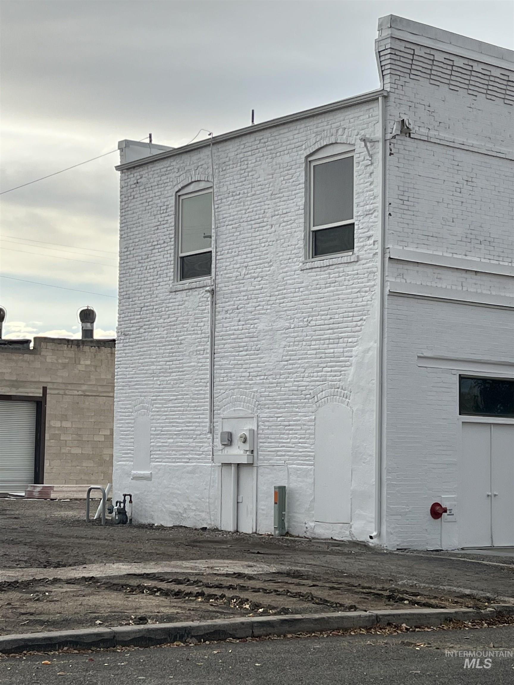 200 3rd Avenue East, Twin Falls, Idaho 83301, Business/Commercial For Sale, Price $658,000,MLS 98957822