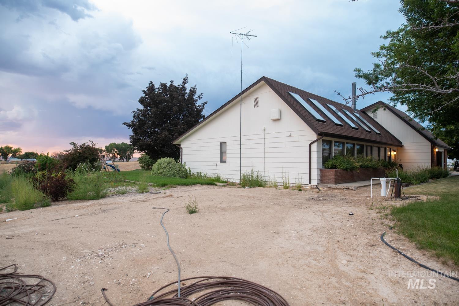 5940 SE 4th Ave, New Plymouth, Idaho 83655, 3 Bedrooms, 2 Bathrooms, Residential For Sale, Price $1,175,000,MLS 98957831