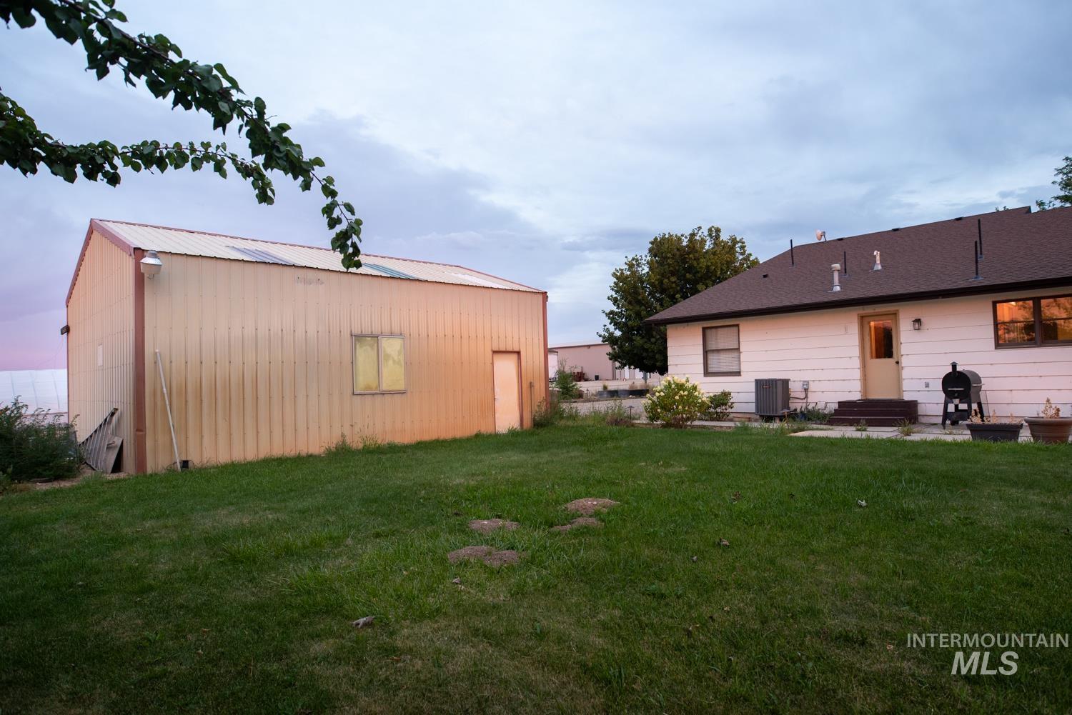 5940 SE 4th Ave, New Plymouth, Idaho 83655, 3 Bedrooms, 2 Bathrooms, Residential For Sale, Price $1,175,000,MLS 98957831