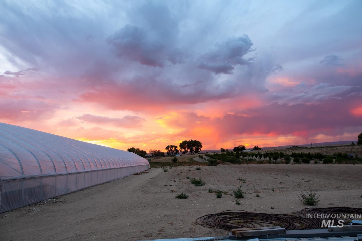 5940 SE 4th Ave, New Plymouth, Idaho 83655, 3 Bedrooms, 2 Bathrooms, Residential For Sale, Price $1,175,000,MLS 98957831