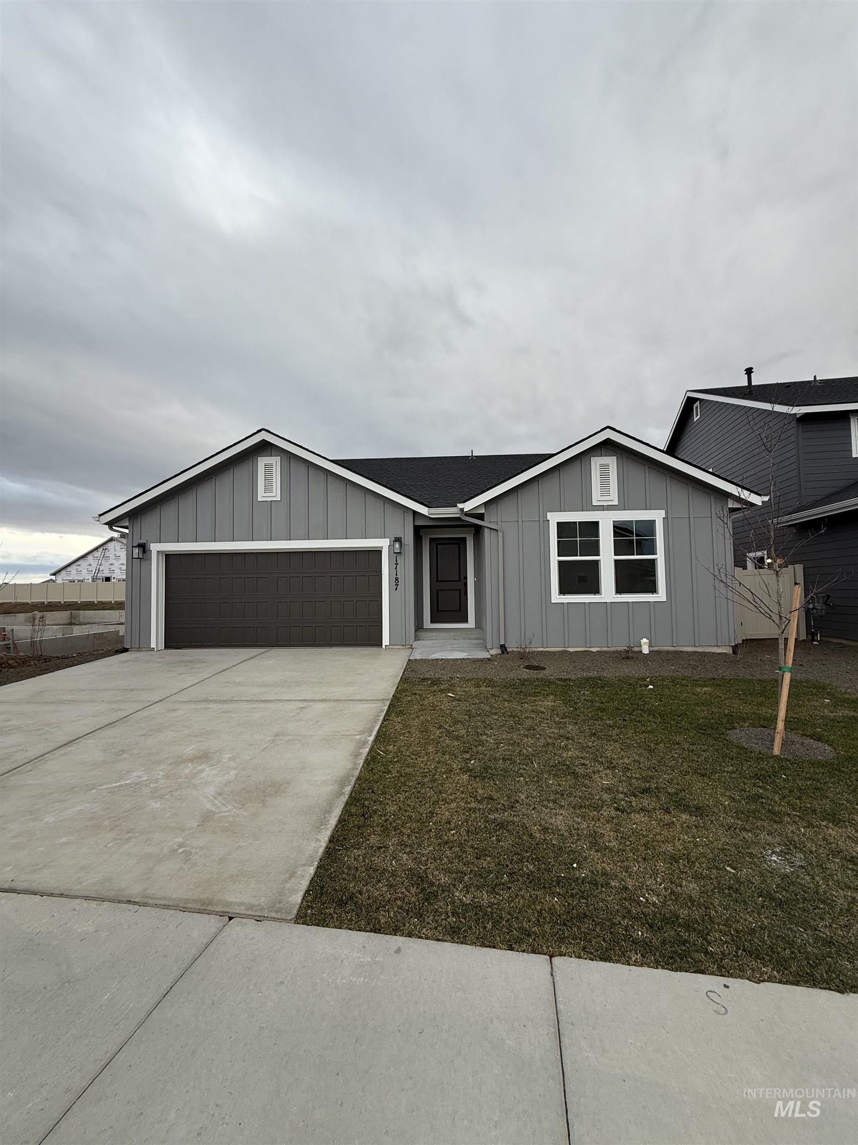 17187 N Sancho Way, Nampa, Idaho 83687, 3 Bedrooms, 2 Bathrooms, Residential For Sale, Price $479,974,MLS 98957836