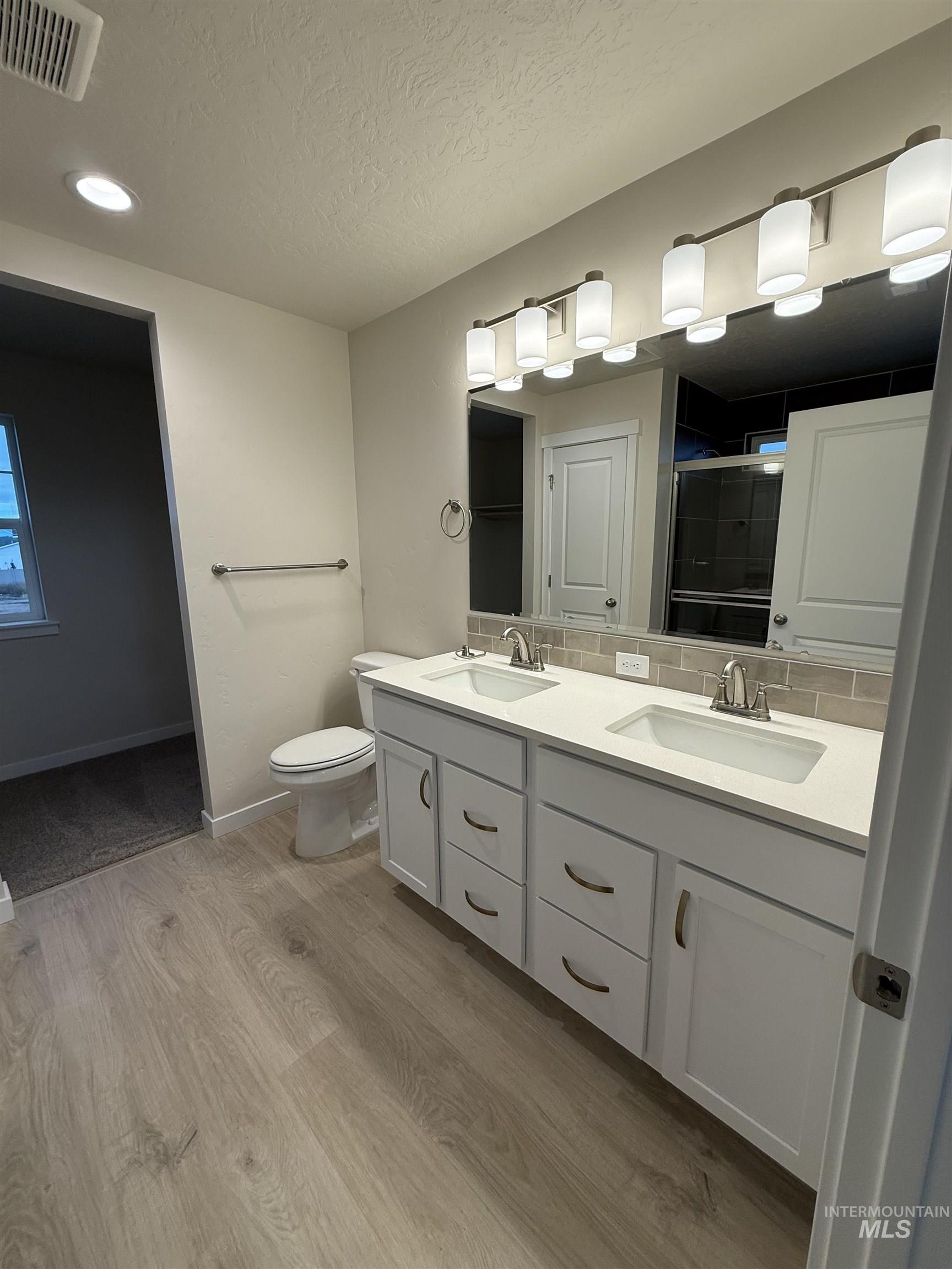 7667 E Westing House St, Nampa, Idaho 83687, 3 Bedrooms, 2.5 Bathrooms, Residential For Sale, Price $420,724,MLS 98957839