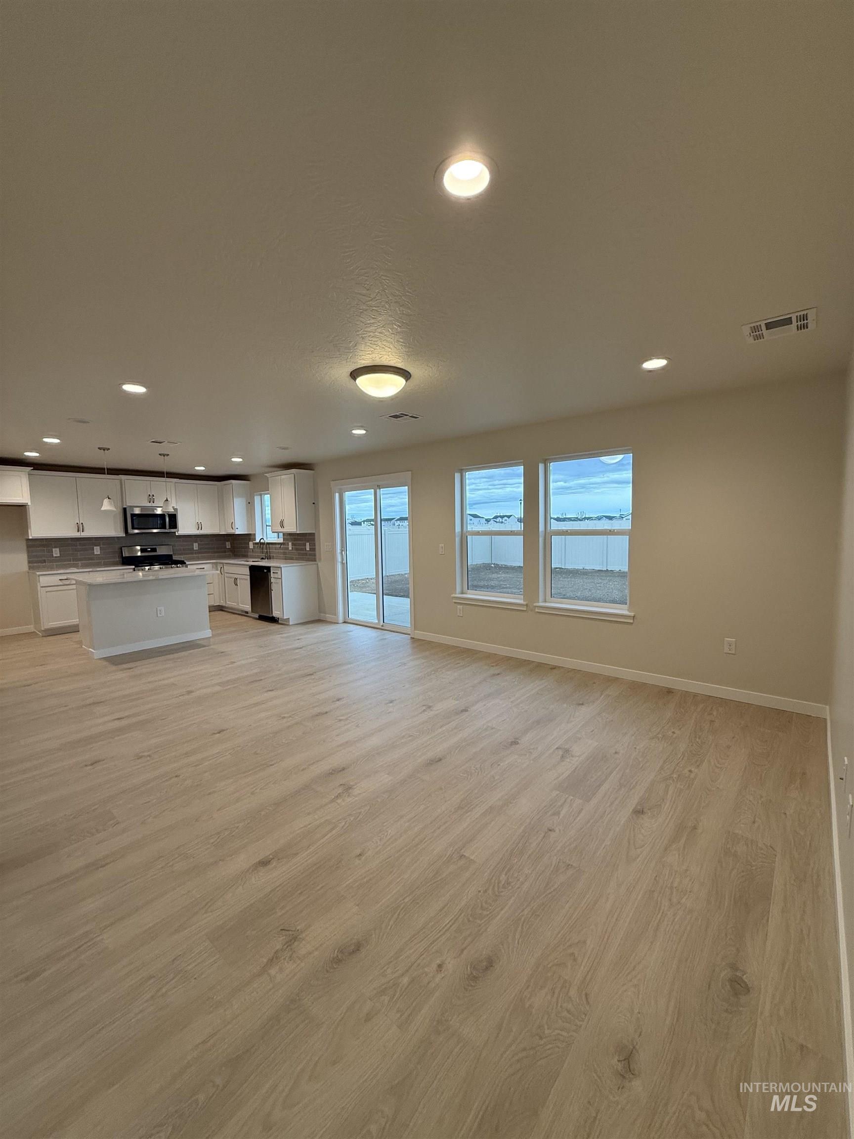 7667 E Westing House St, Nampa, Idaho 83687, 3 Bedrooms, 2.5 Bathrooms, Residential For Sale, Price $420,724,MLS 98957839