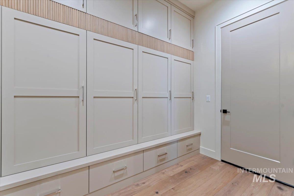 3471 N Harvest Moon Way, Eagle, Idaho 83616, 3 Bedrooms, 2.5 Bathrooms, Residential For Sale, Price $1,699,000,MLS 98957851