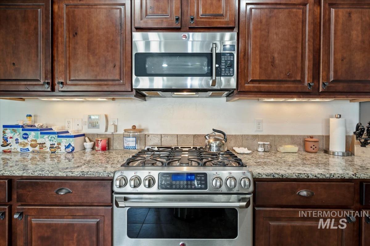 1406 W Crystal Falls Ave, Nampa, Idaho 83651, 4 Bedrooms, 3 Bathrooms, Residential For Sale, Price $694,999,MLS 98957866