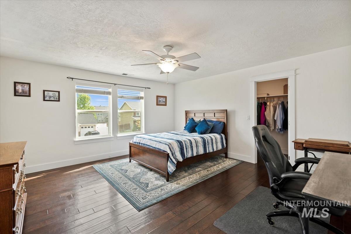 1406 W Crystal Falls Ave, Nampa, Idaho 83651, 4 Bedrooms, 3 Bathrooms, Residential For Sale, Price $694,999,MLS 98957866