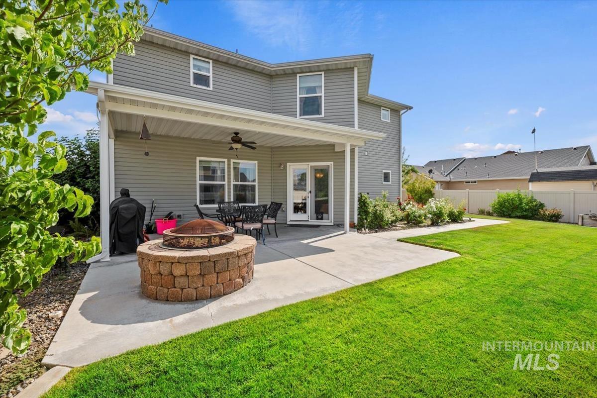 1406 W Crystal Falls Ave, Nampa, Idaho 83651, 4 Bedrooms, 3 Bathrooms, Residential For Sale, Price $694,999,MLS 98957866