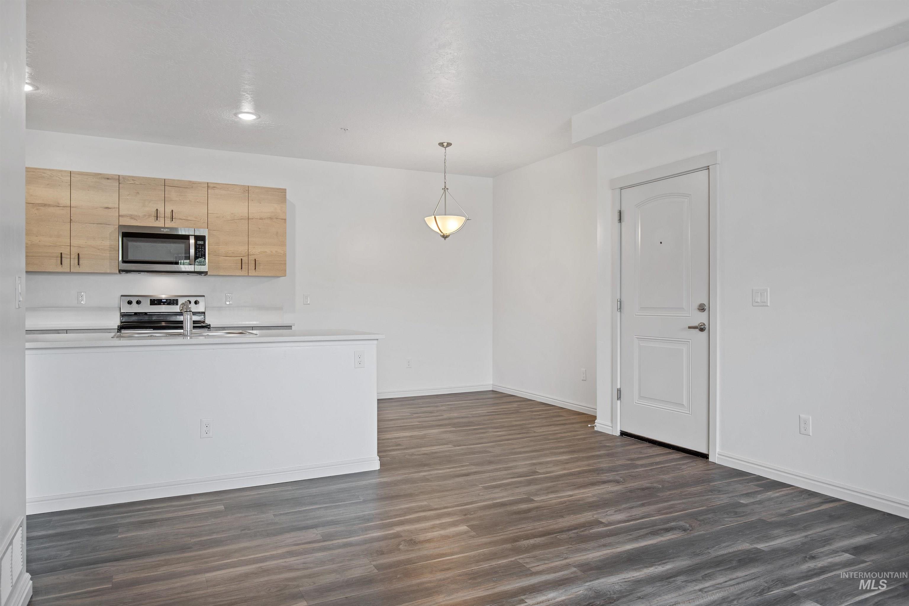 3126 E Victory Rd. - 24 Units, Nampa, Idaho 83687, Residential Income For Sale, Price $6,801,112,MLS 98957874