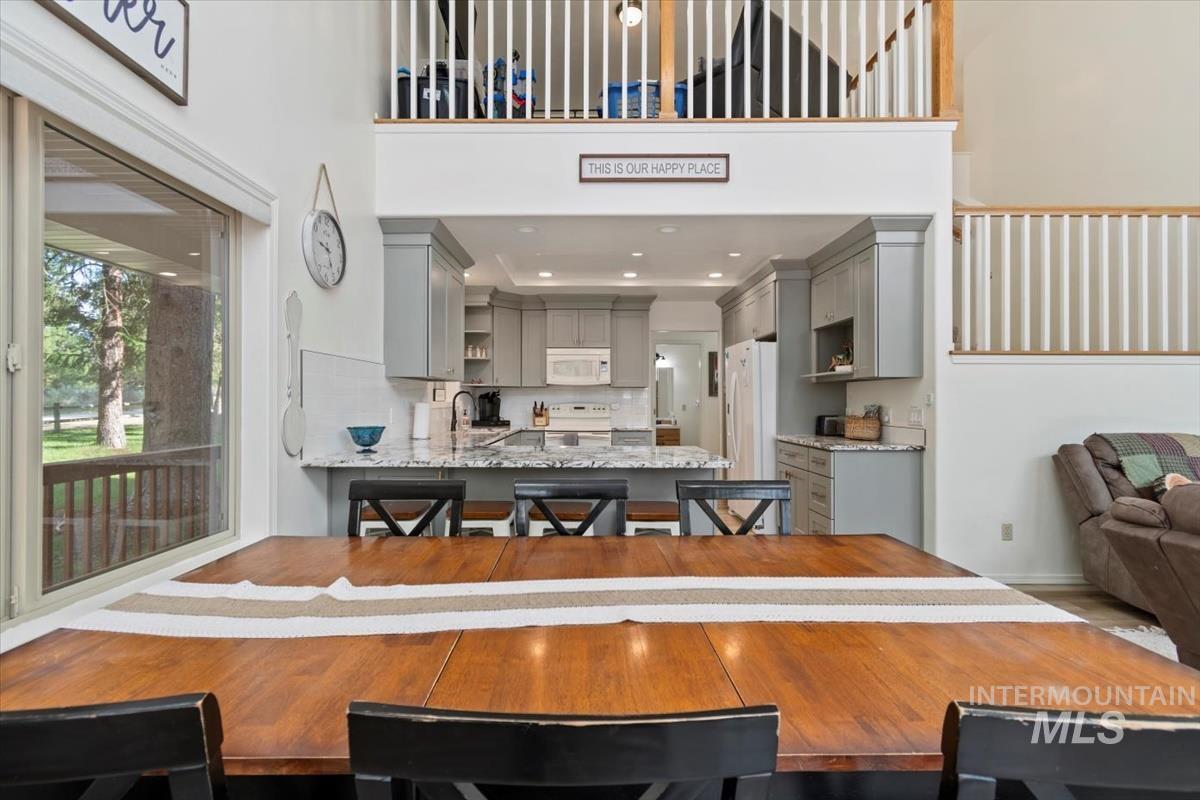 1496 Pine Ridge Dr, Cascade, Idaho 83611, 4 Bedrooms, 4 Bathrooms, Residential For Sale, Price $825,000,MLS 98957879