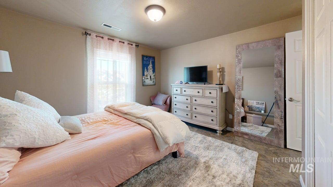 1724 Ridgeview Dr., Clarkston, Washington 99403, 4 Bedrooms, 4 Bathrooms, Residential For Sale, Price $615,000,MLS 98957900