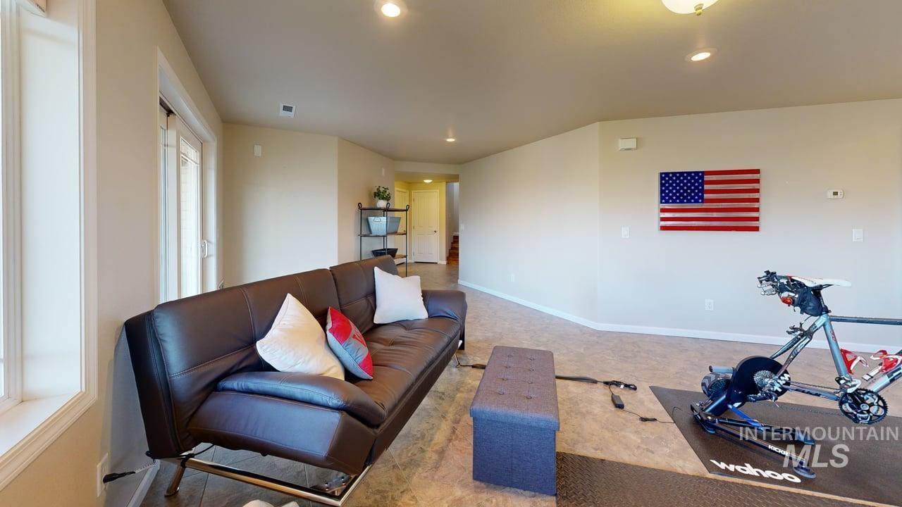 1724 Ridgeview Dr., Clarkston, Washington 99403, 4 Bedrooms, 4 Bathrooms, Residential For Sale, Price $615,000,MLS 98957900