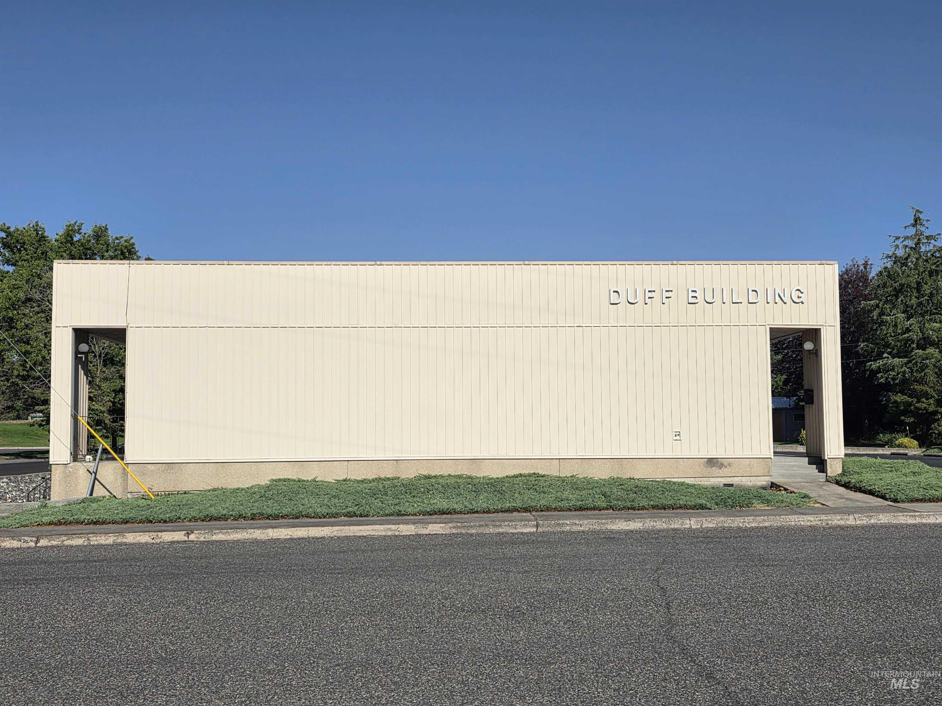 307 19th St., Lewiston, Idaho 83501, Business/Commercial For Sale, Price $17,400,MLS 98957901