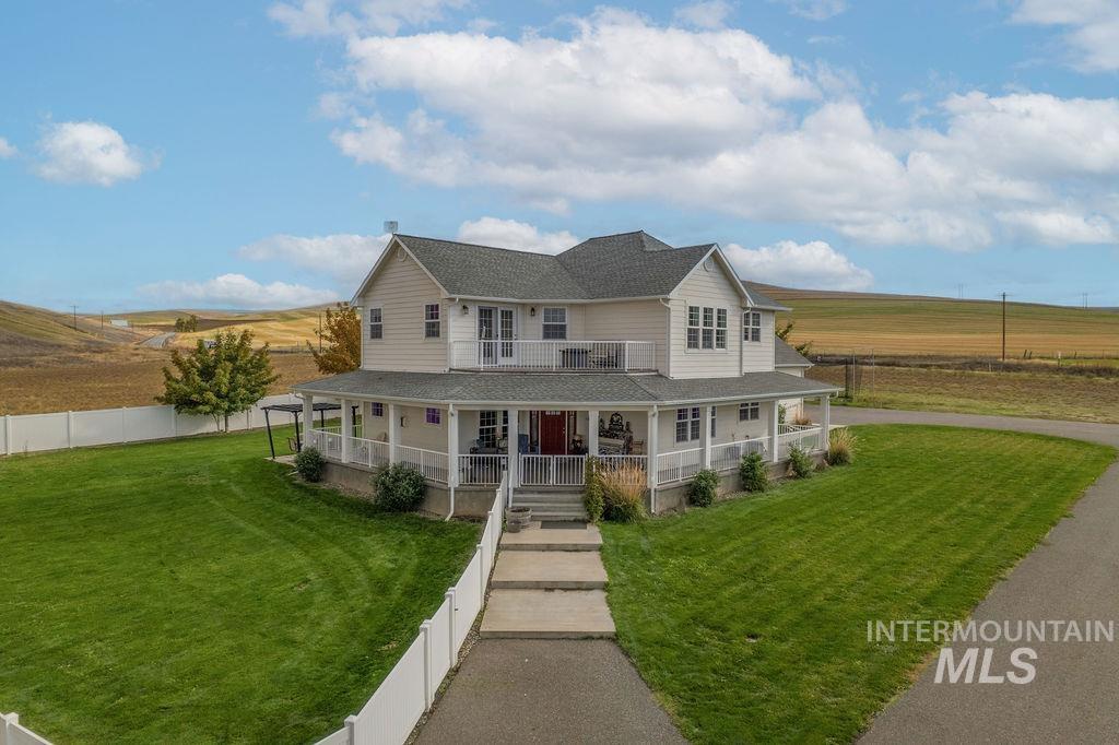 19809 Tammany Creek Rd, Lewiston, Idaho 83501, 4 Bedrooms, 3.5 Bathrooms, Residential For Sale, Price $925,000,MLS 98957924