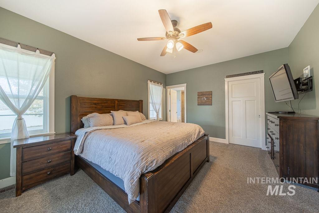 19809 Tammany Creek Rd, Lewiston, Idaho 83501, 4 Bedrooms, 3.5 Bathrooms, Residential For Sale, Price $925,000,MLS 98957924