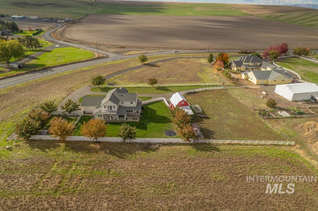 19809 Tammany Creek Rd, Lewiston, Idaho 83501, 4 Bedrooms, 3.5 Bathrooms, Residential For Sale, Price $925,000,MLS 98957924