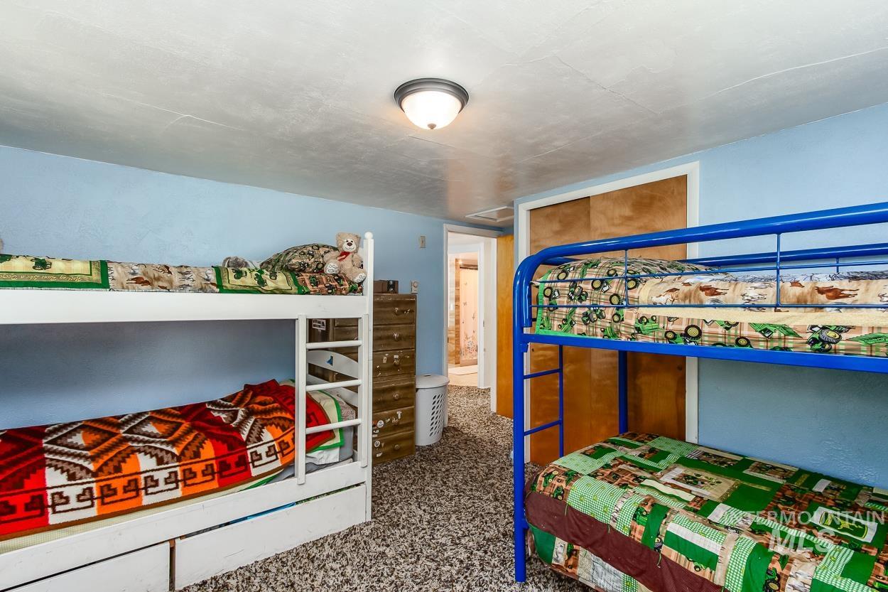 8600 Hillview RD, Emmett, Idaho 83617, 3 Bedrooms, 2 Bathrooms, Farm & Ranch For Sale, Price $1,750,000, 98957937