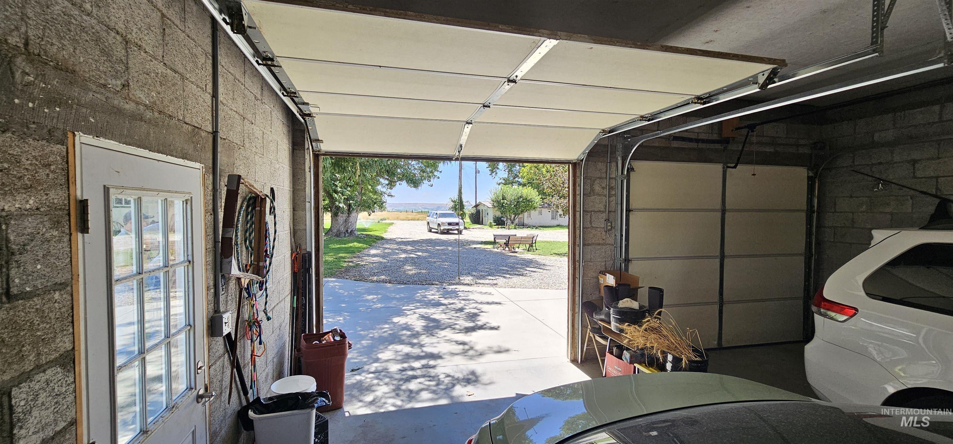 8600 Hillview RD, Emmett, Idaho 83617, 3 Bedrooms, 2 Bathrooms, Farm & Ranch For Sale, Price $1,750,000, 98957937