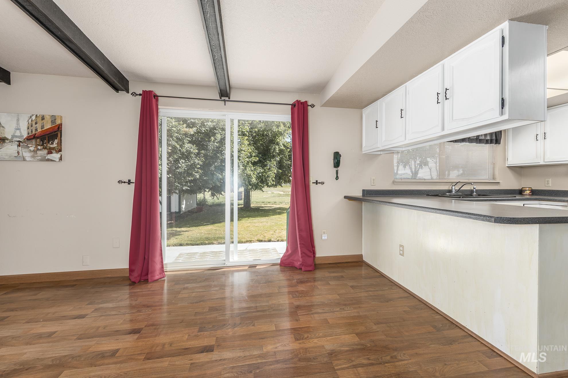 885 Airport Rd, Vale, Oregon 97918, 3 Bedrooms, 2 Bathrooms, Residential For Sale, Price $379,000,MLS 98957955