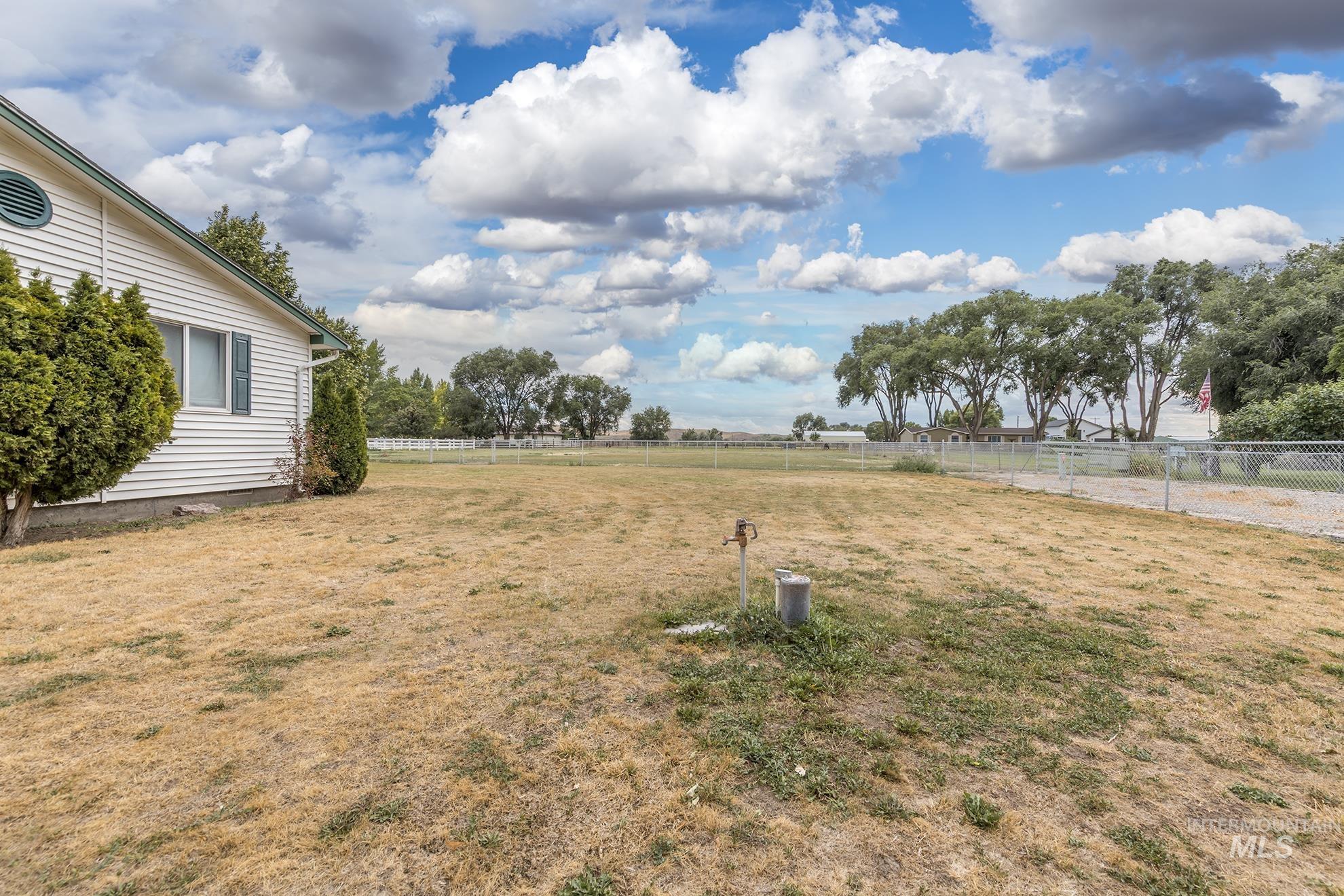 885 Airport Rd, Vale, Oregon 97918, 3 Bedrooms, 2 Bathrooms, Residential For Sale, Price $379,000, 98957955