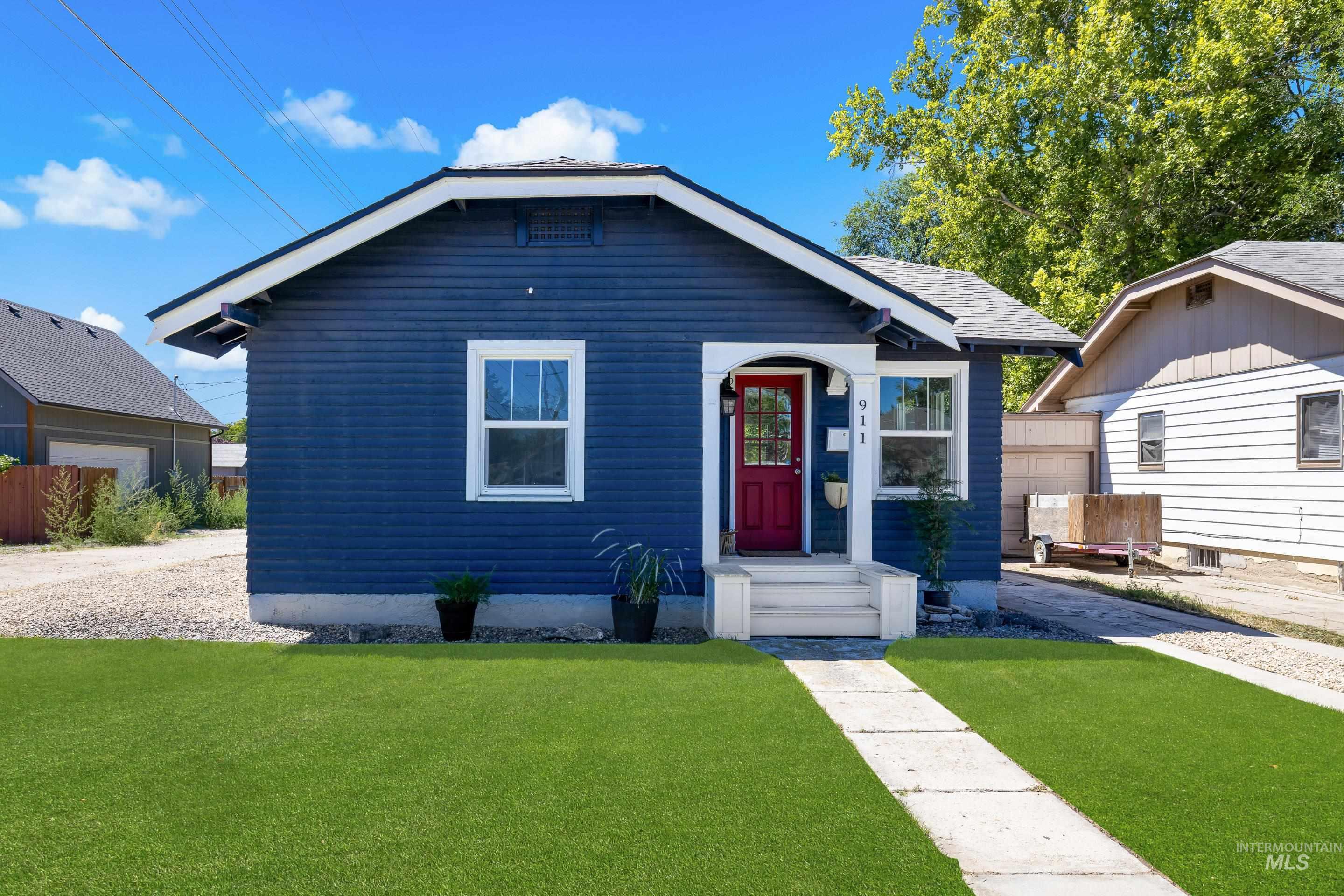 911 7th St South, Nampa, Idaho 83651, 3 Bedrooms, 2 Bathrooms, Residential For Sale, Price $345,000,MLS 98957973