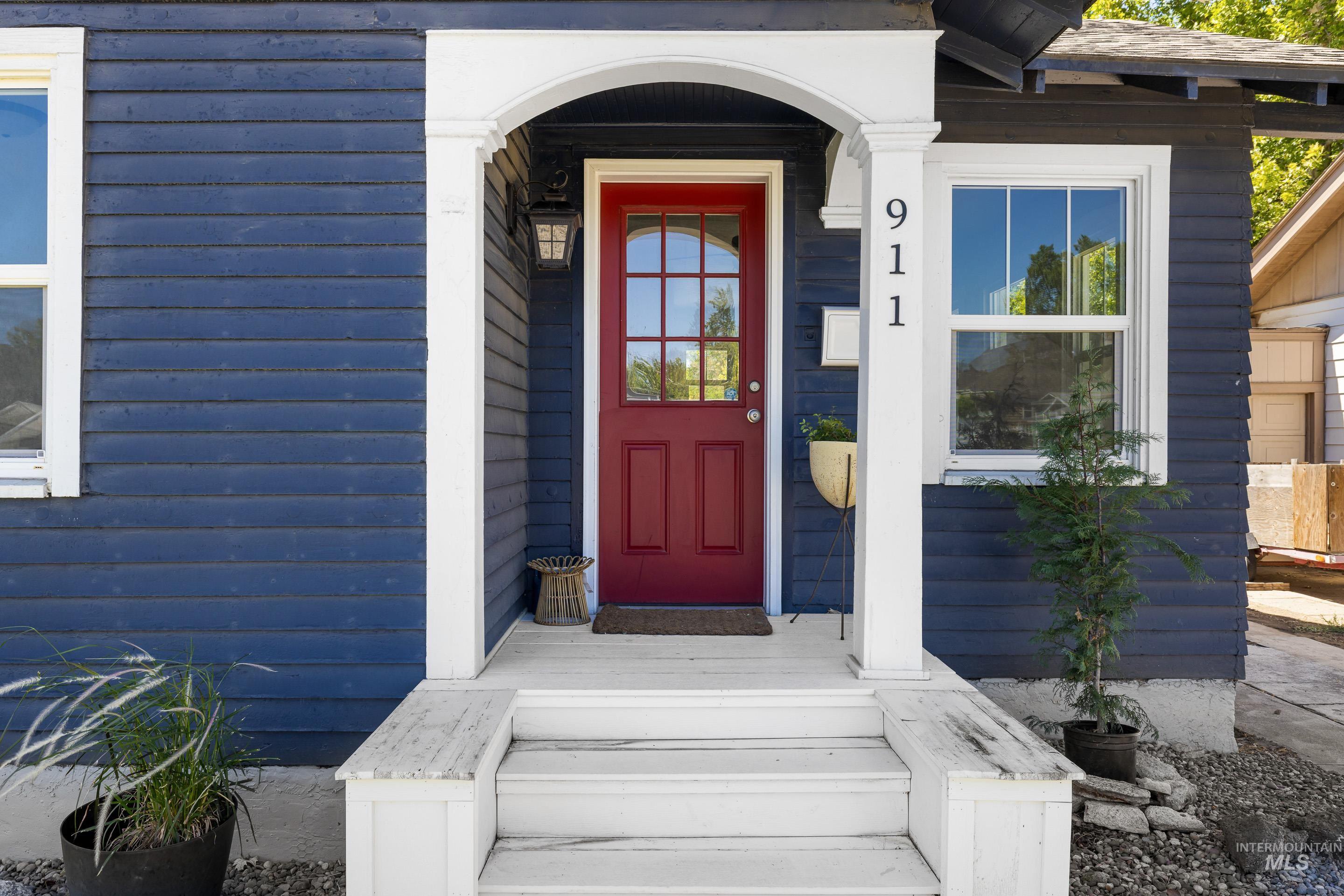 911 7th St South, Nampa, Idaho 83651, 3 Bedrooms, 2 Bathrooms, Residential For Sale, Price $345,000,MLS 98957973