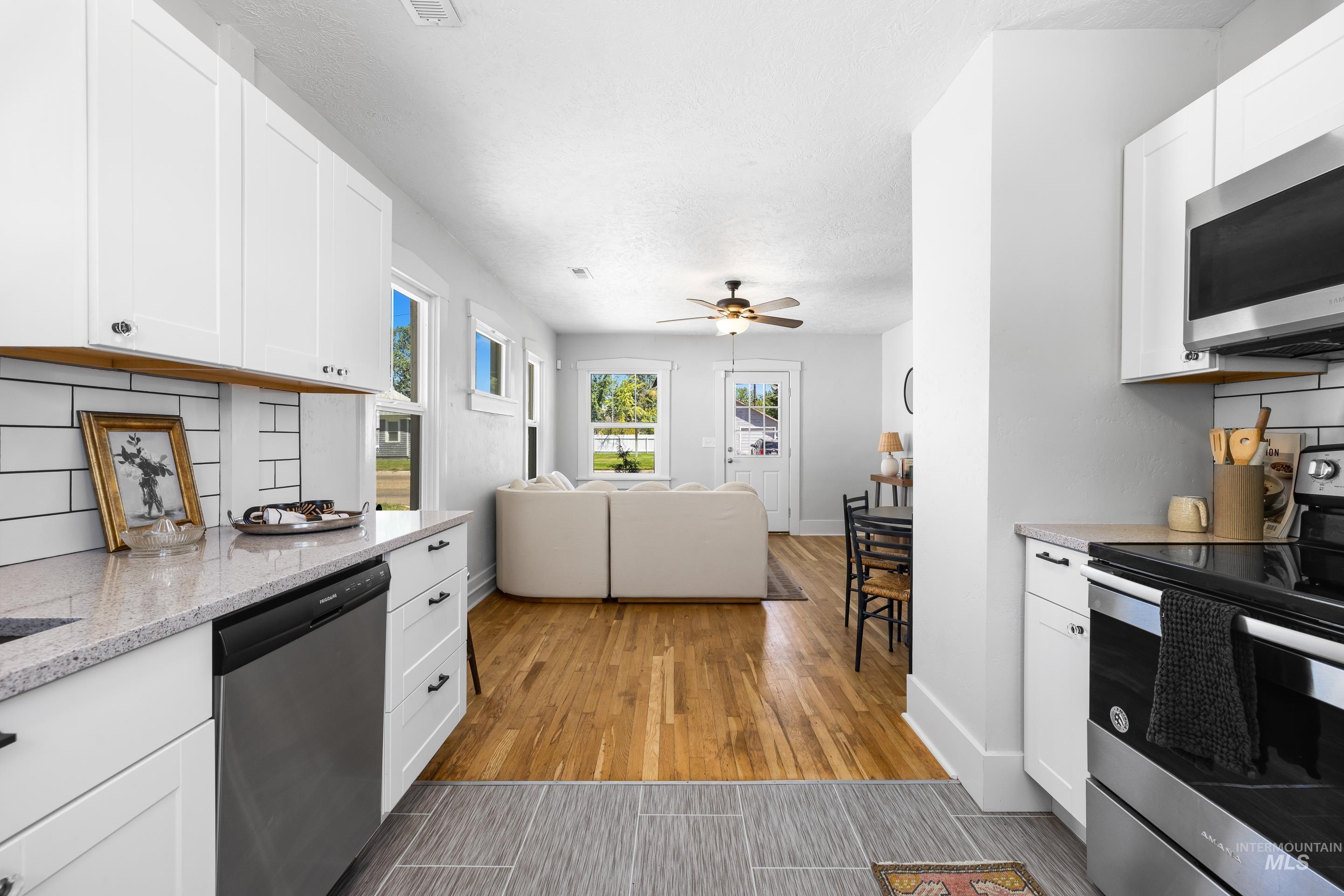 911 7th St South, Nampa, Idaho 83651, 3 Bedrooms, 2 Bathrooms, Residential For Sale, Price $345,000,MLS 98957973