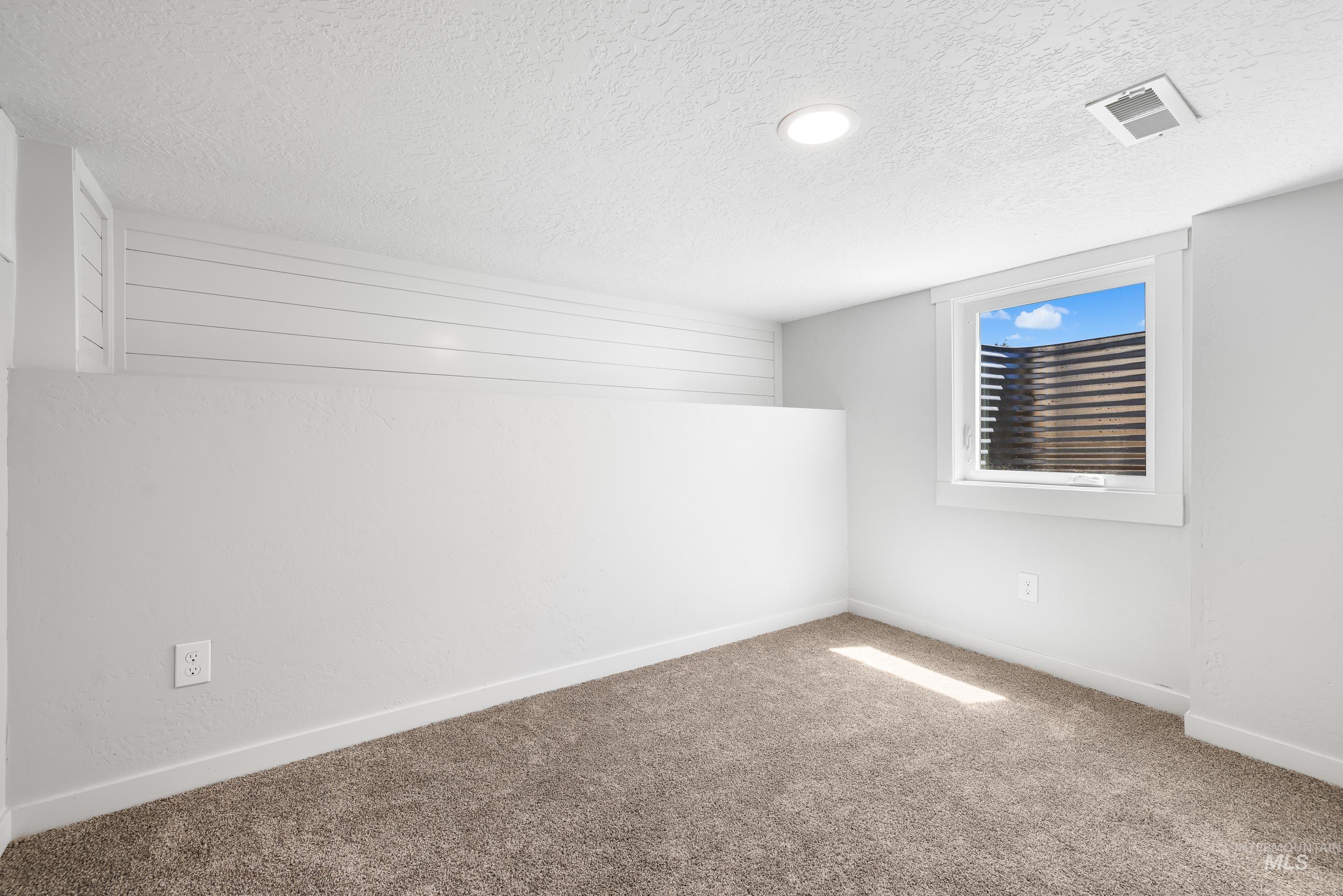 911 7th St South, Nampa, Idaho 83651, 3 Bedrooms, 2 Bathrooms, Residential For Sale, Price $345,000,MLS 98957973