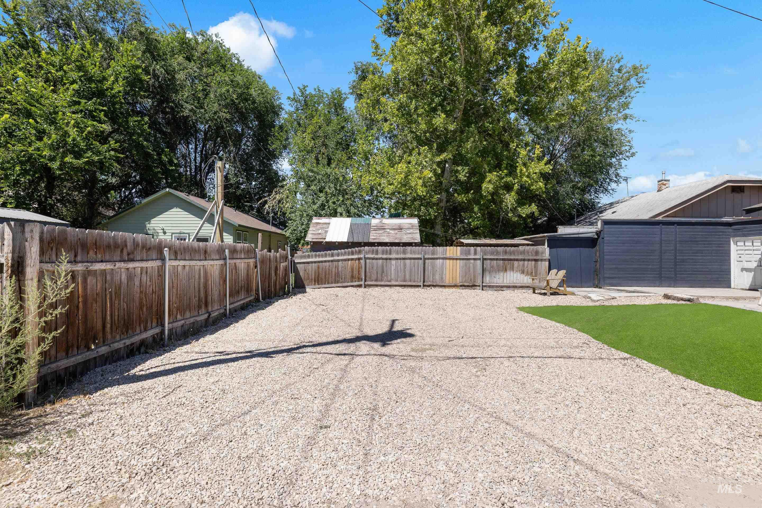 911 7th St South, Nampa, Idaho 83651, 3 Bedrooms, 2 Bathrooms, Residential For Sale, Price $345,000,MLS 98957973